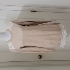 Marleylilly Tan Size M Lace Hem Tunic Sweater, Gently Used Condition
